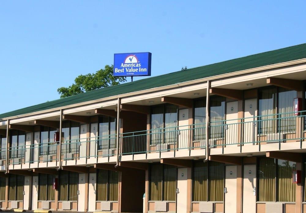 Americas Best Value Inn - Goodlettsville Extérieur photo