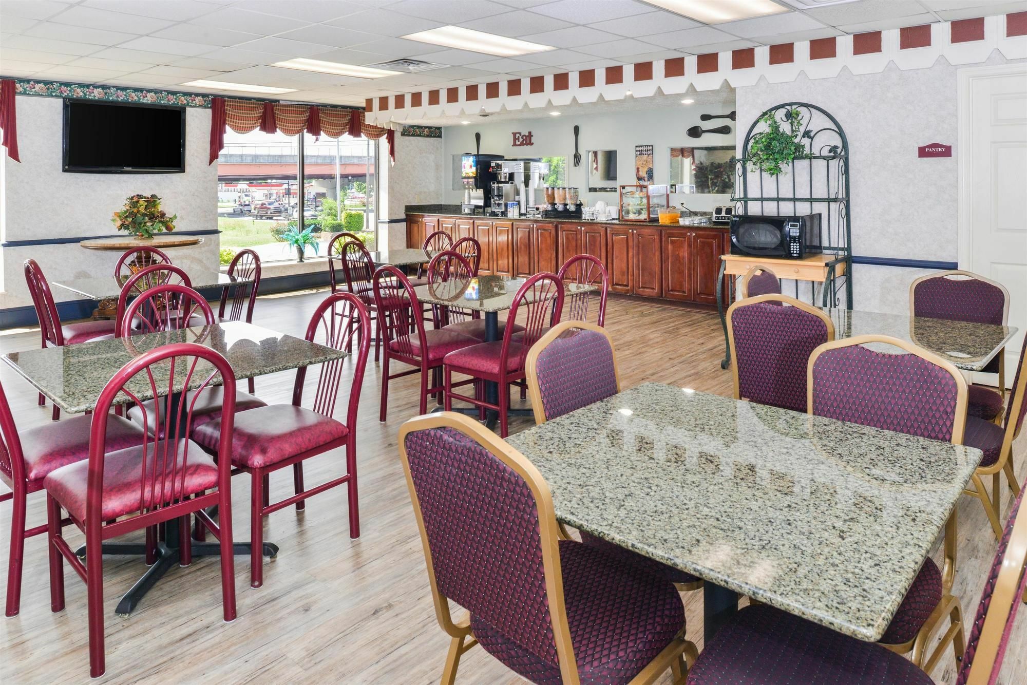 Americas Best Value Inn - Goodlettsville Extérieur photo